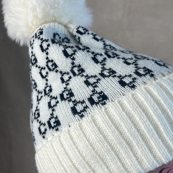 NWT Winter Knitted Cap Fleece interior 10” x 8” Hat - Picture 4 of 7